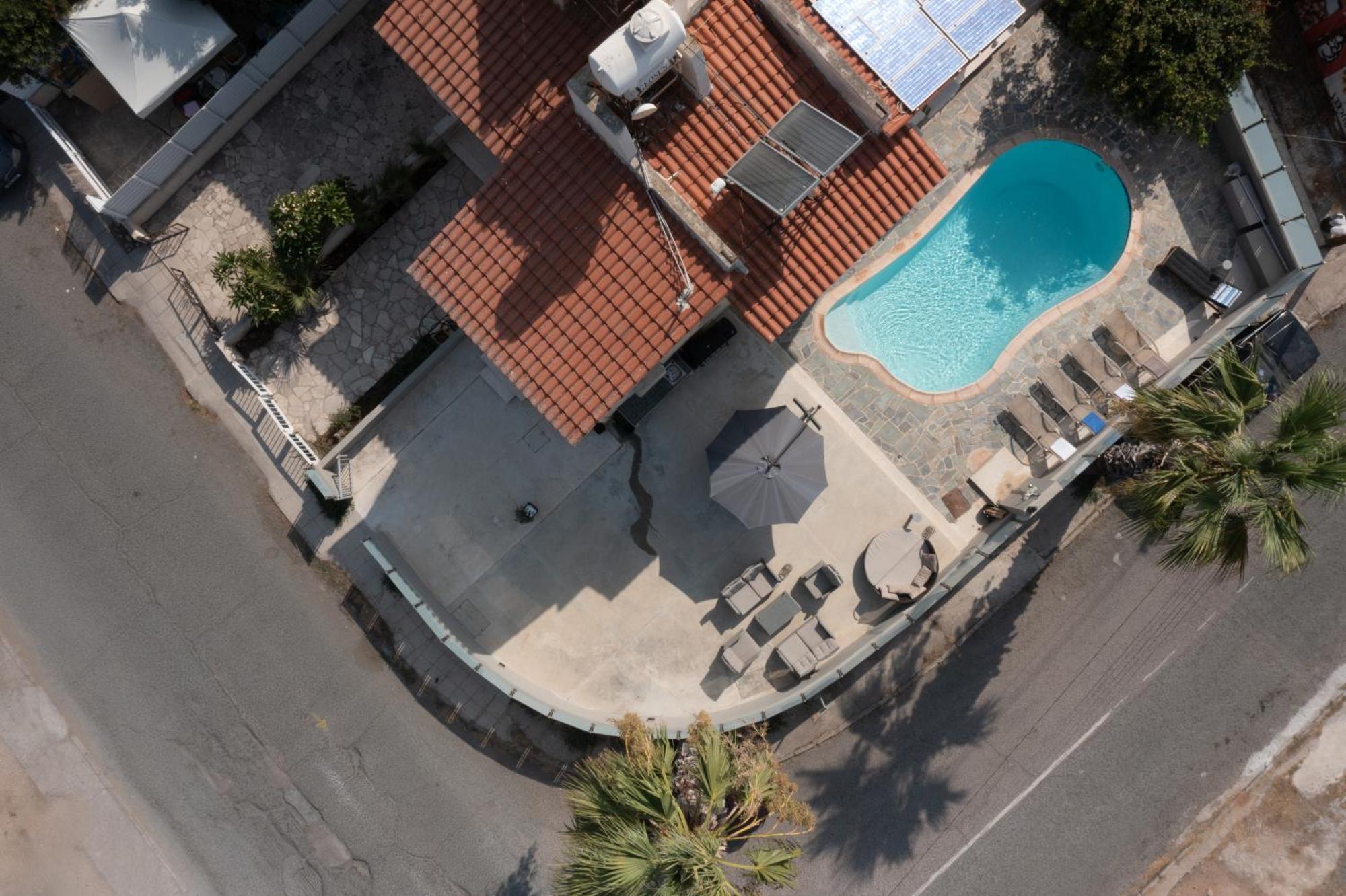 Willa Lighthouse Pool